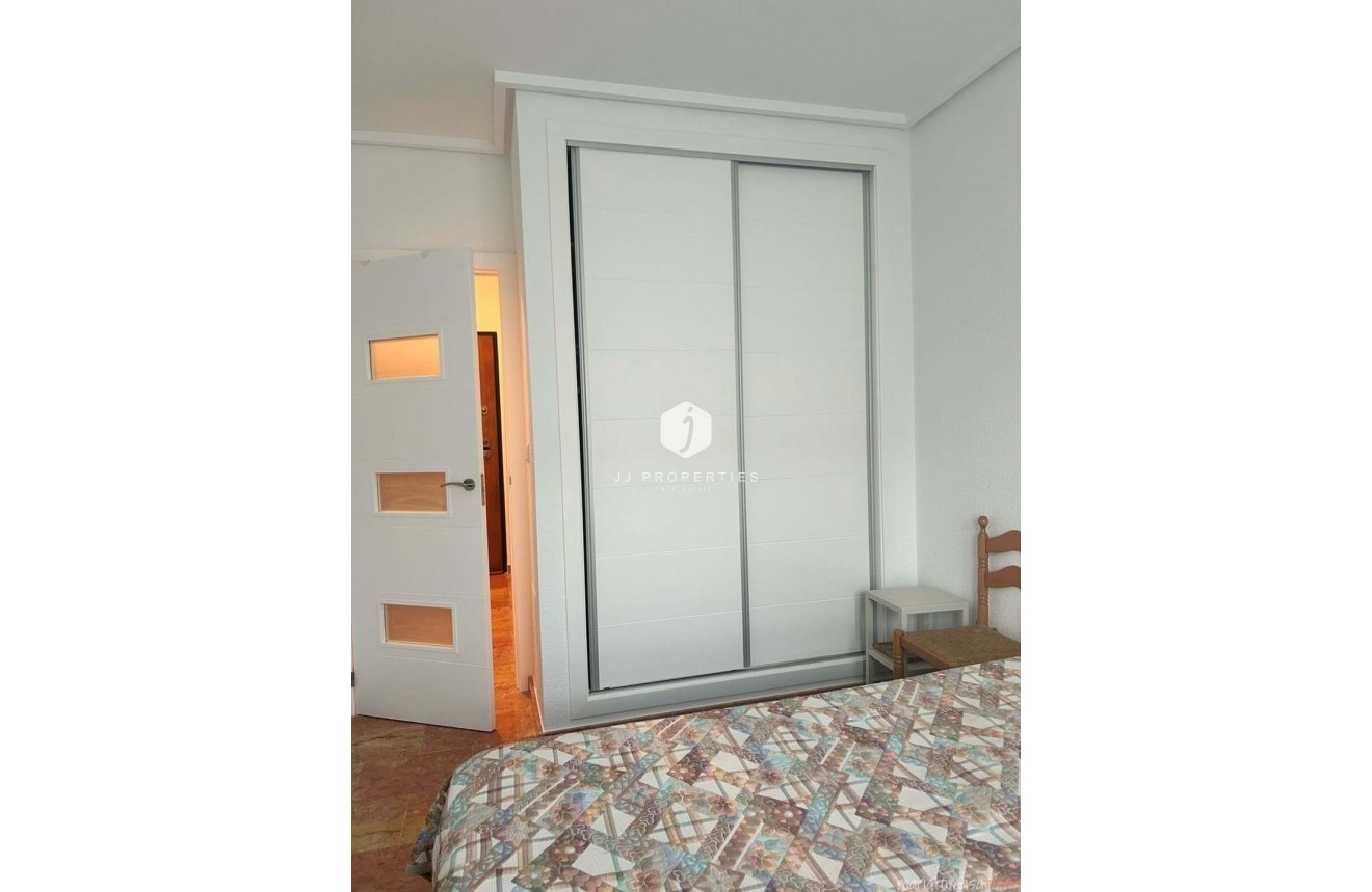 Z drugiej ręki - Daszek -
Torrevieja - Torreblanca