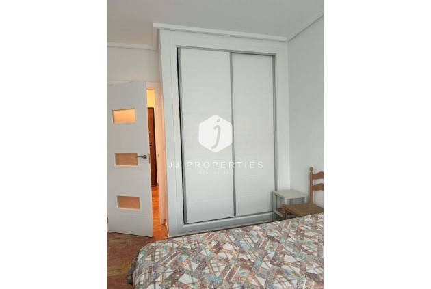 Z drugiej ręki - Daszek -
Torrevieja - Torreblanca