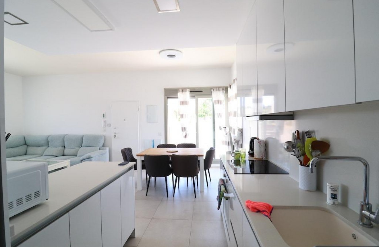 Segunda mano - Villa -
San Miguel de Salinas - Inland