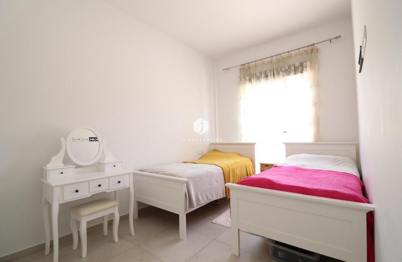 Segunda mano - Villa -
San Miguel de Salinas - Inland