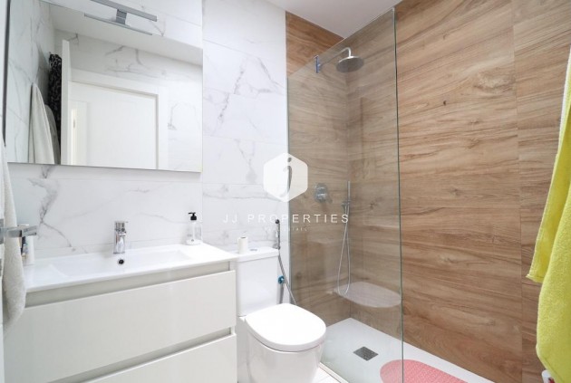 Segunda mano - Villa -
San Miguel de Salinas - Inland