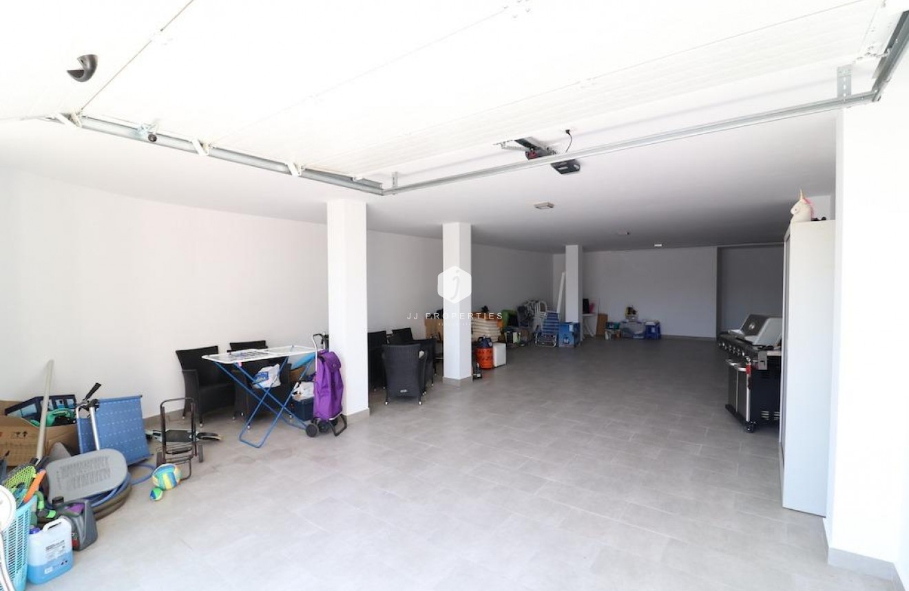 Segunda mano - Villa -
San Miguel de Salinas - Inland