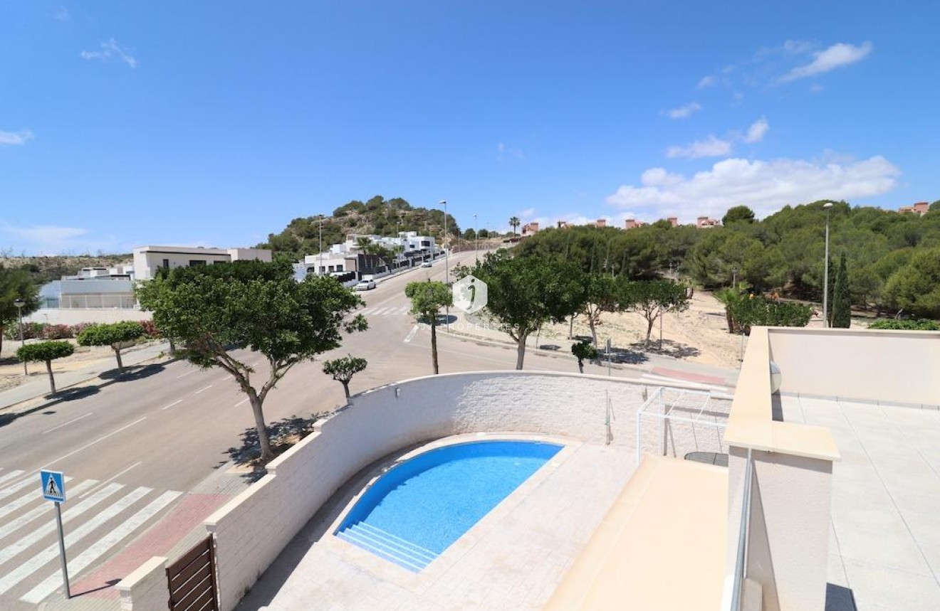 Segunda mano - Villa -
San Miguel de Salinas - Inland