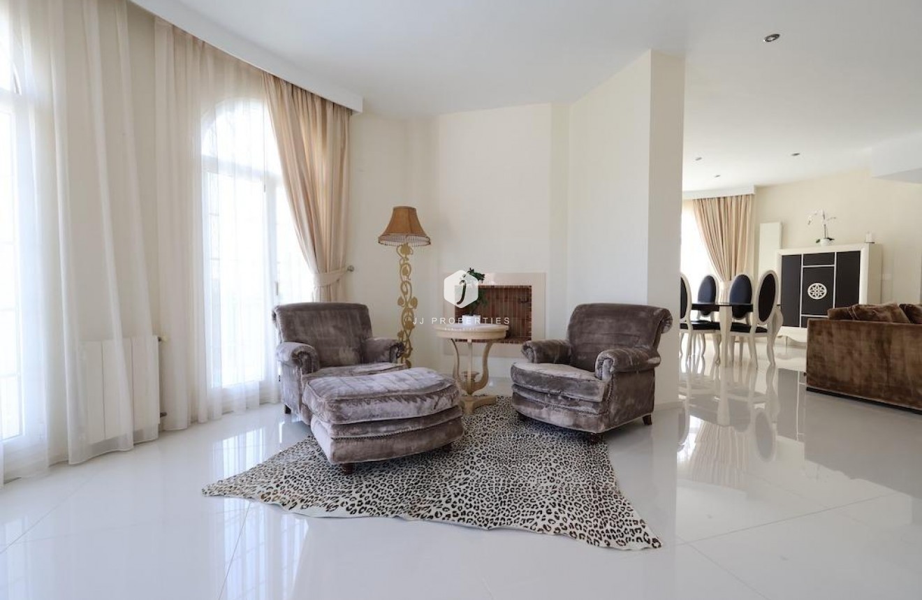 D'occasion - Villa -
Ciudad Quesada - Costa Blanca