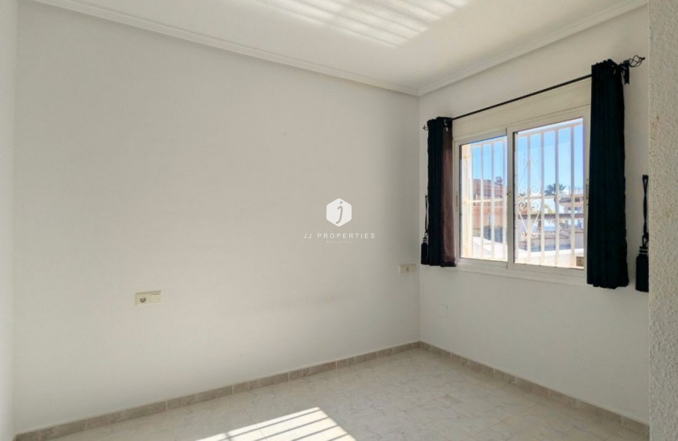 Segunda mano - Villa -
Ciudad Quesada - Costa Blanca