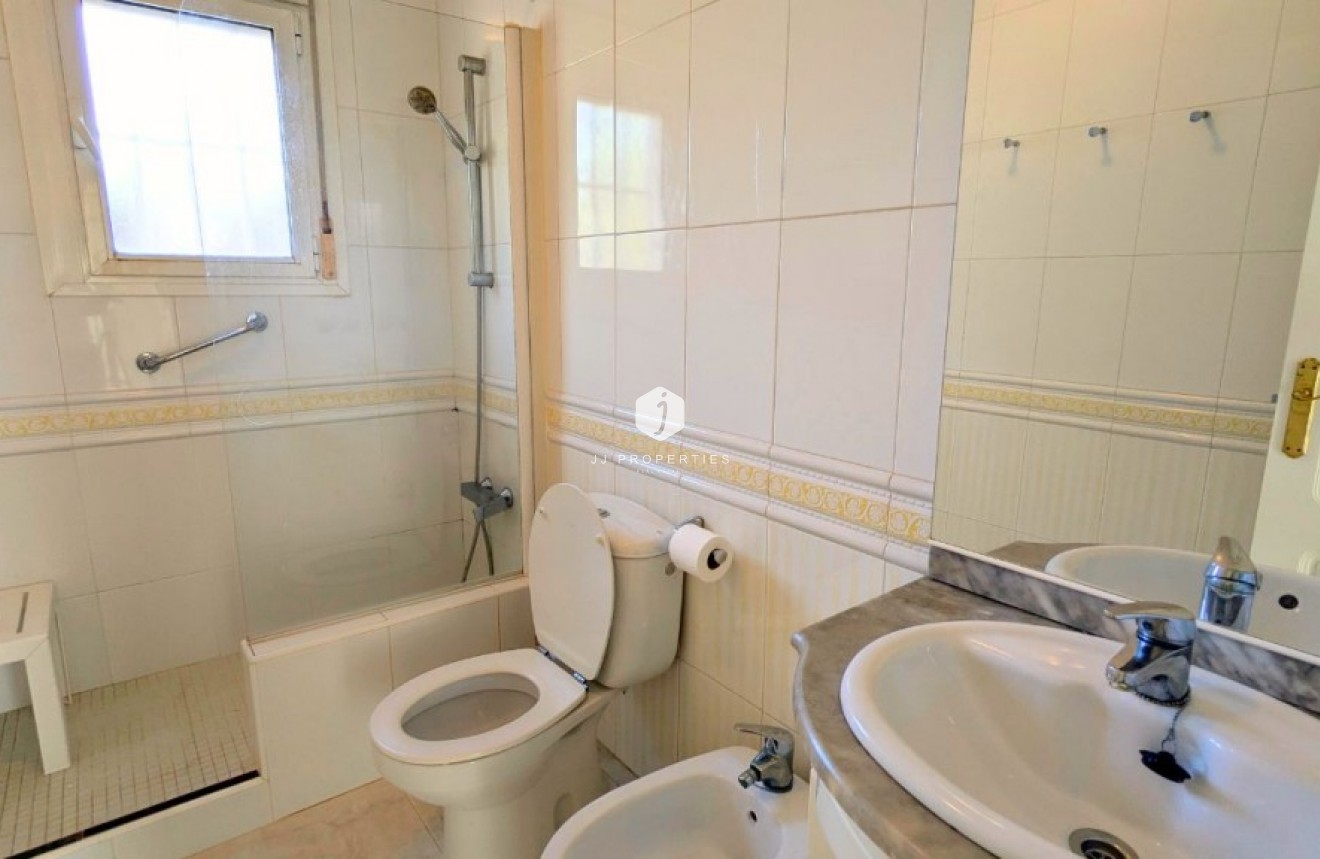 Segunda mano - Villa -
Ciudad Quesada - Costa Blanca