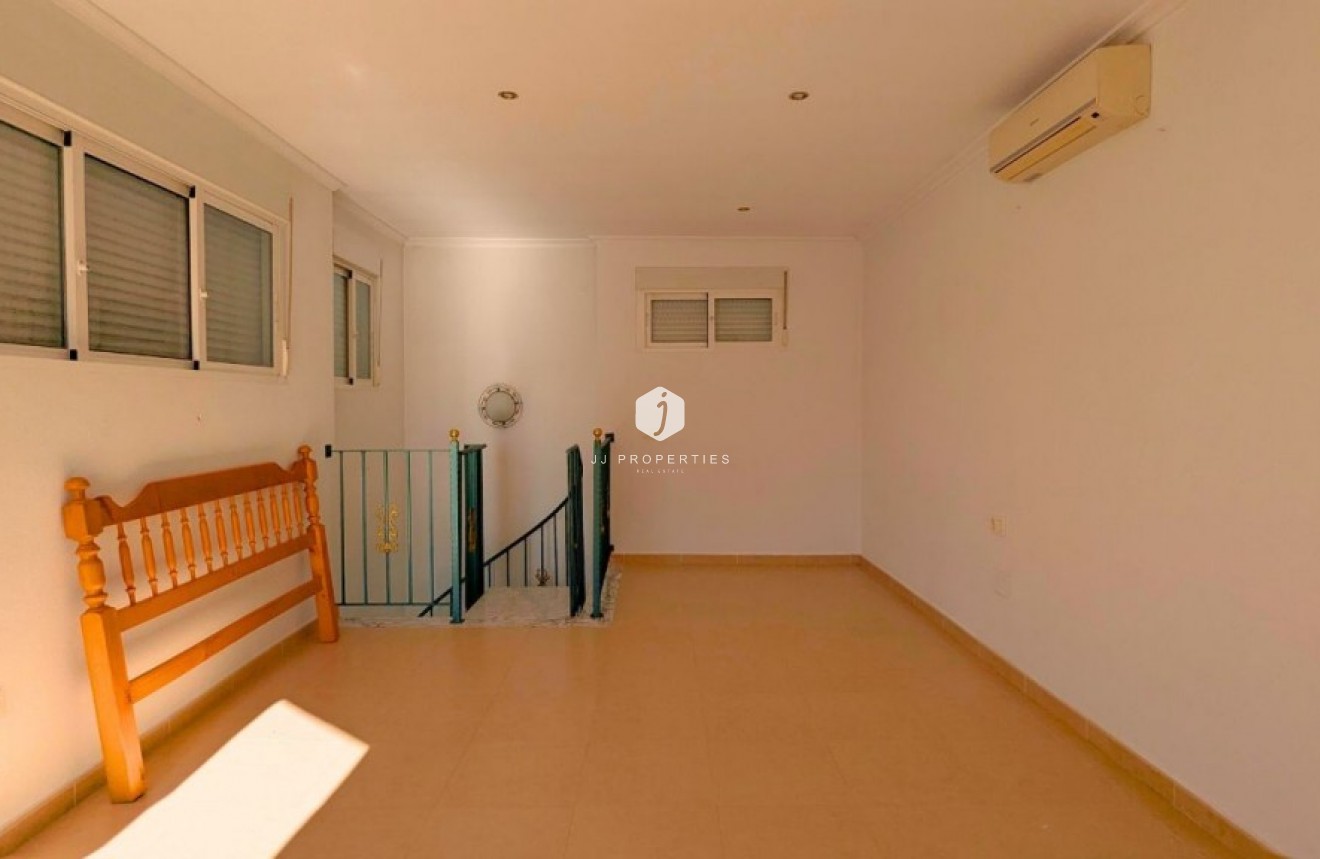 Segunda mano - Villa -
Ciudad Quesada - Costa Blanca