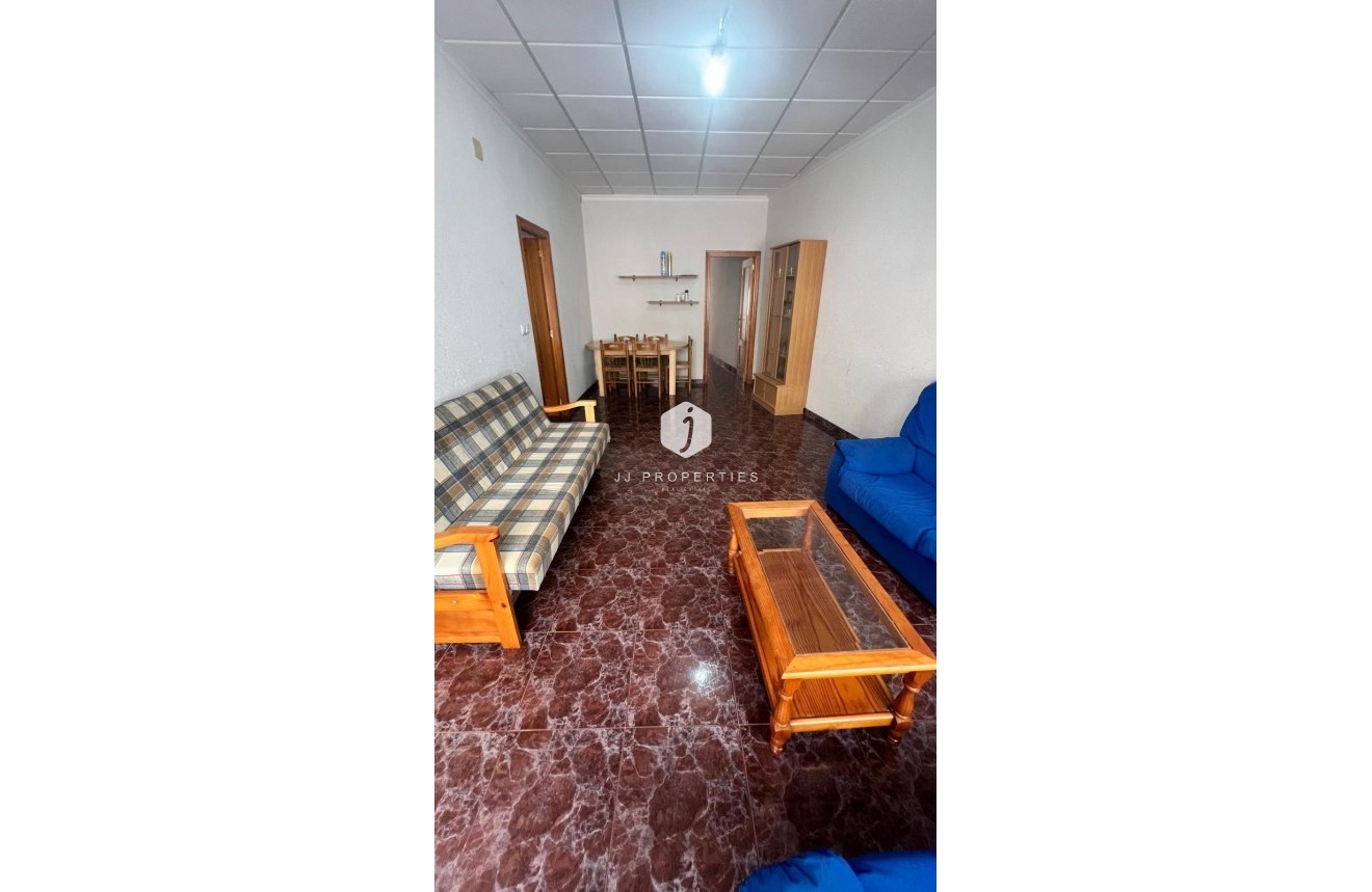 Segunda mano - Chalet -
Torrevieja - Estacion de autobuses