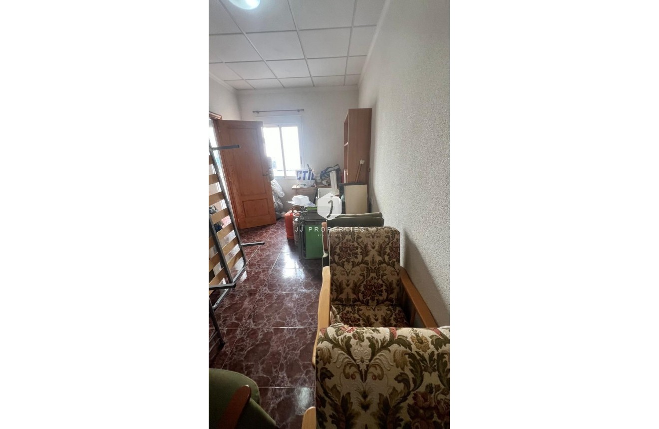 Segunda mano - Chalet -
Torrevieja - Estacion de autobuses