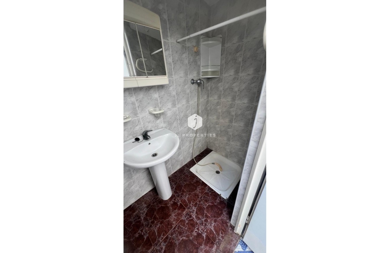 Segunda mano - Chalet -
Torrevieja - Estacion de autobuses