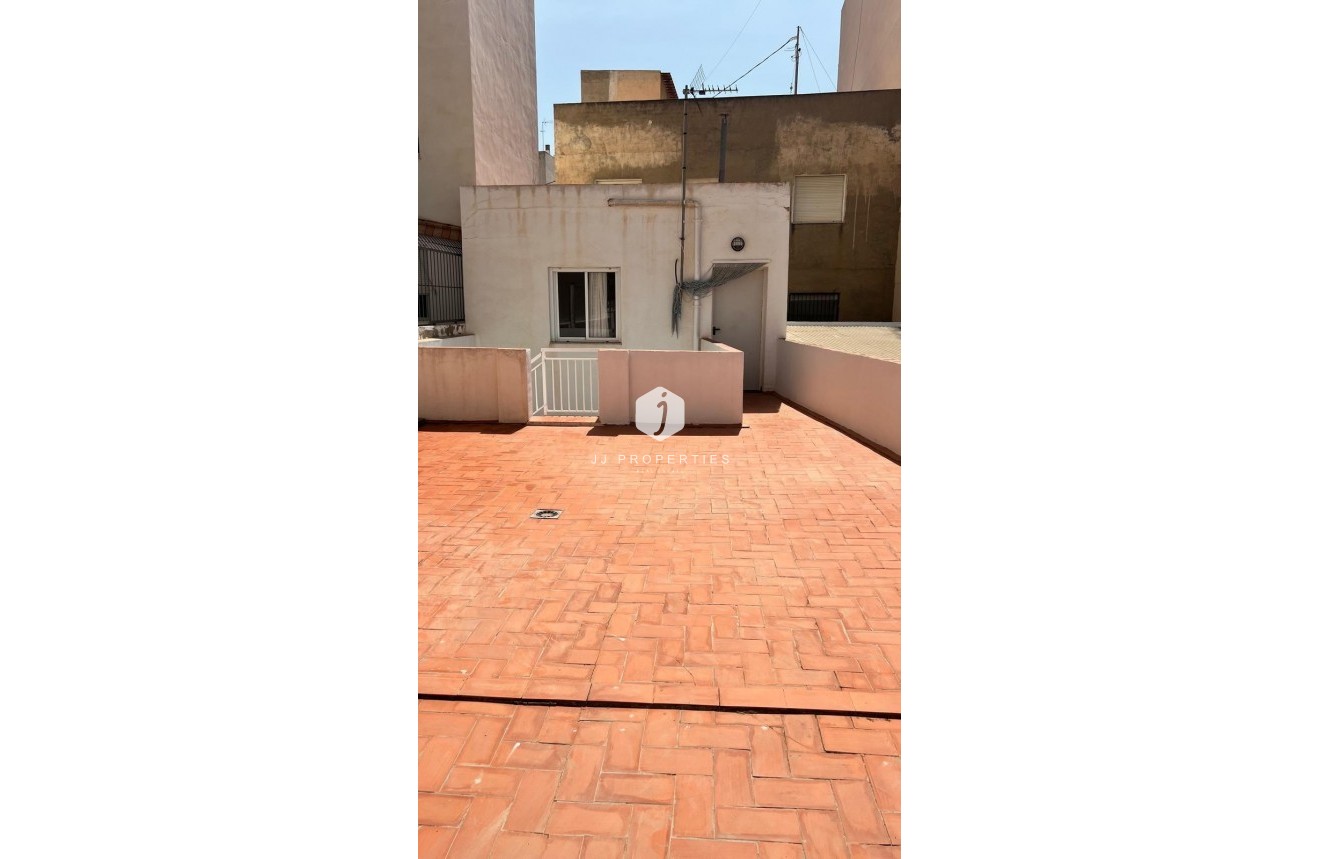 Segunda mano - Chalet -
Torrevieja - Estacion de autobuses