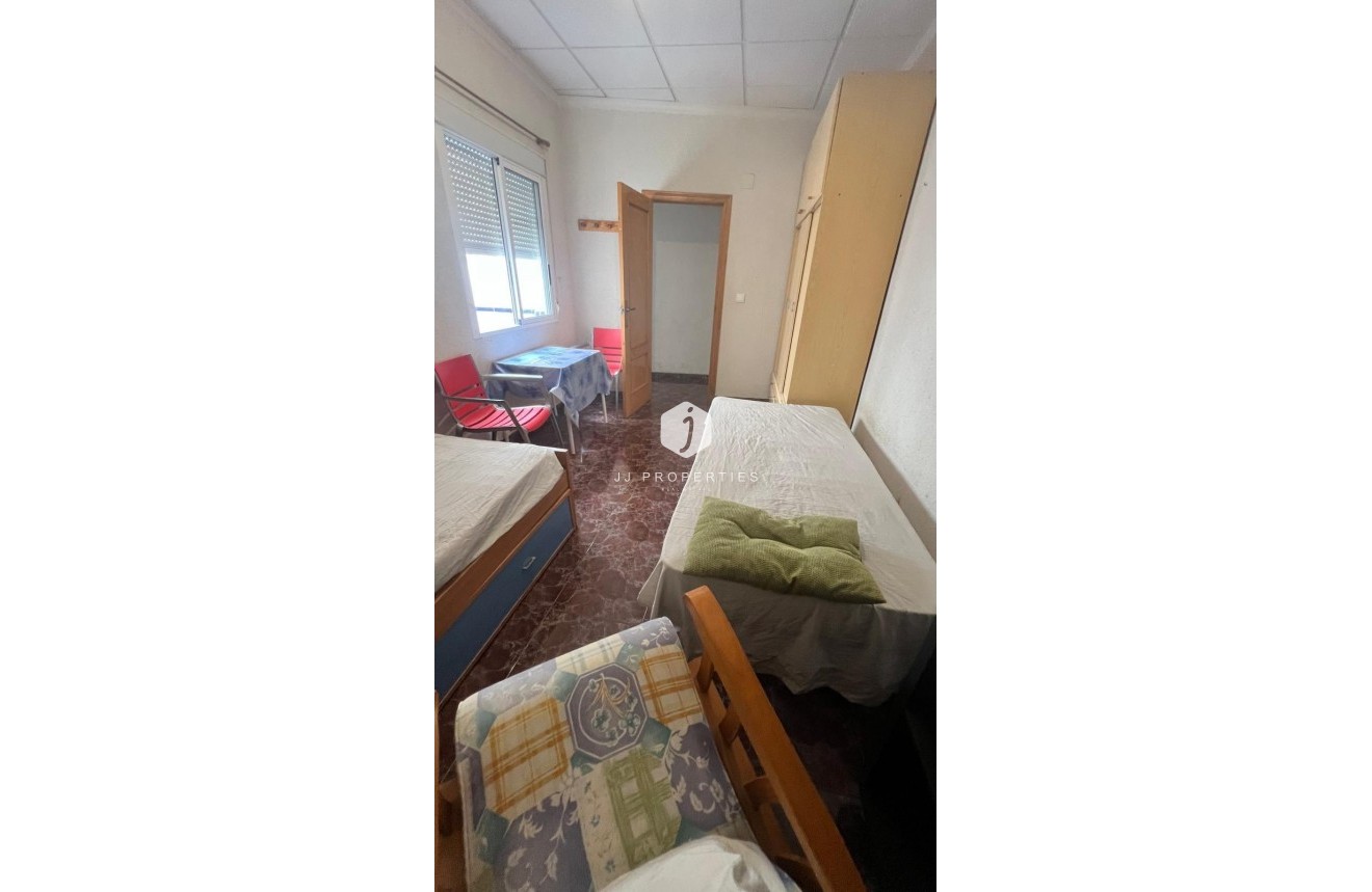 Segunda mano - Chalet -
Torrevieja - Estacion de autobuses