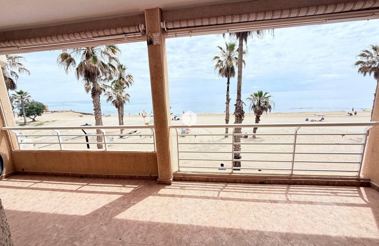 D'occasion - Appartement -
Torrevieja - La Mata