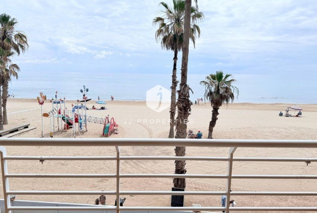 D'occasion - Appartement -
Torrevieja - La Mata