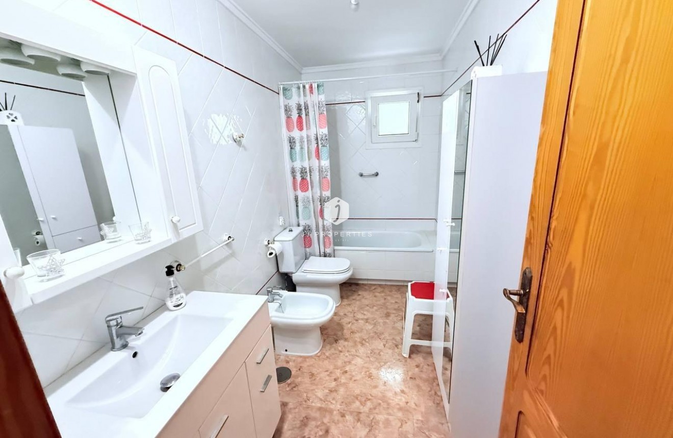 D'occasion - Appartement -
Torrevieja - La Mata