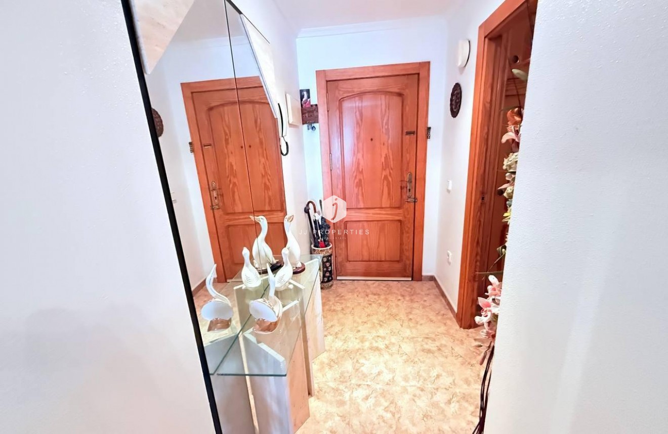 D'occasion - Appartement -
Torrevieja - La Mata