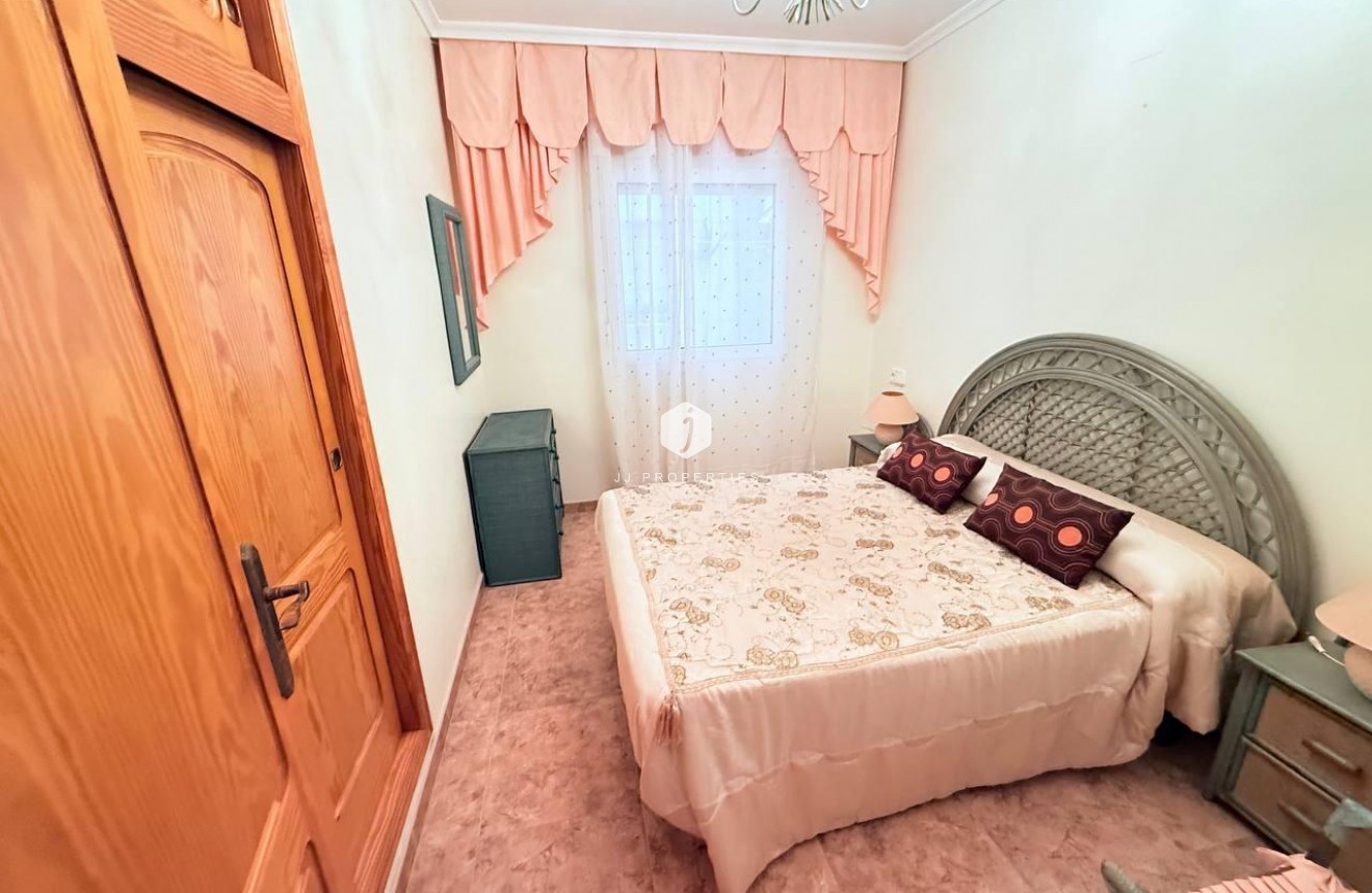 D'occasion - Appartement -
Torrevieja - La Mata