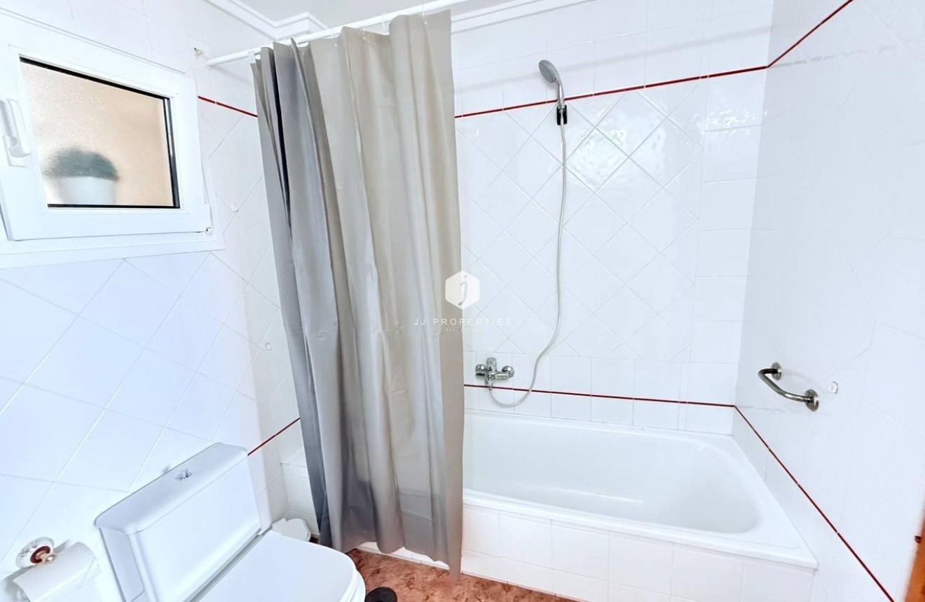 D'occasion - Appartement -
Torrevieja - La Mata