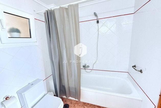 D'occasion - Appartement -
Torrevieja - La Mata