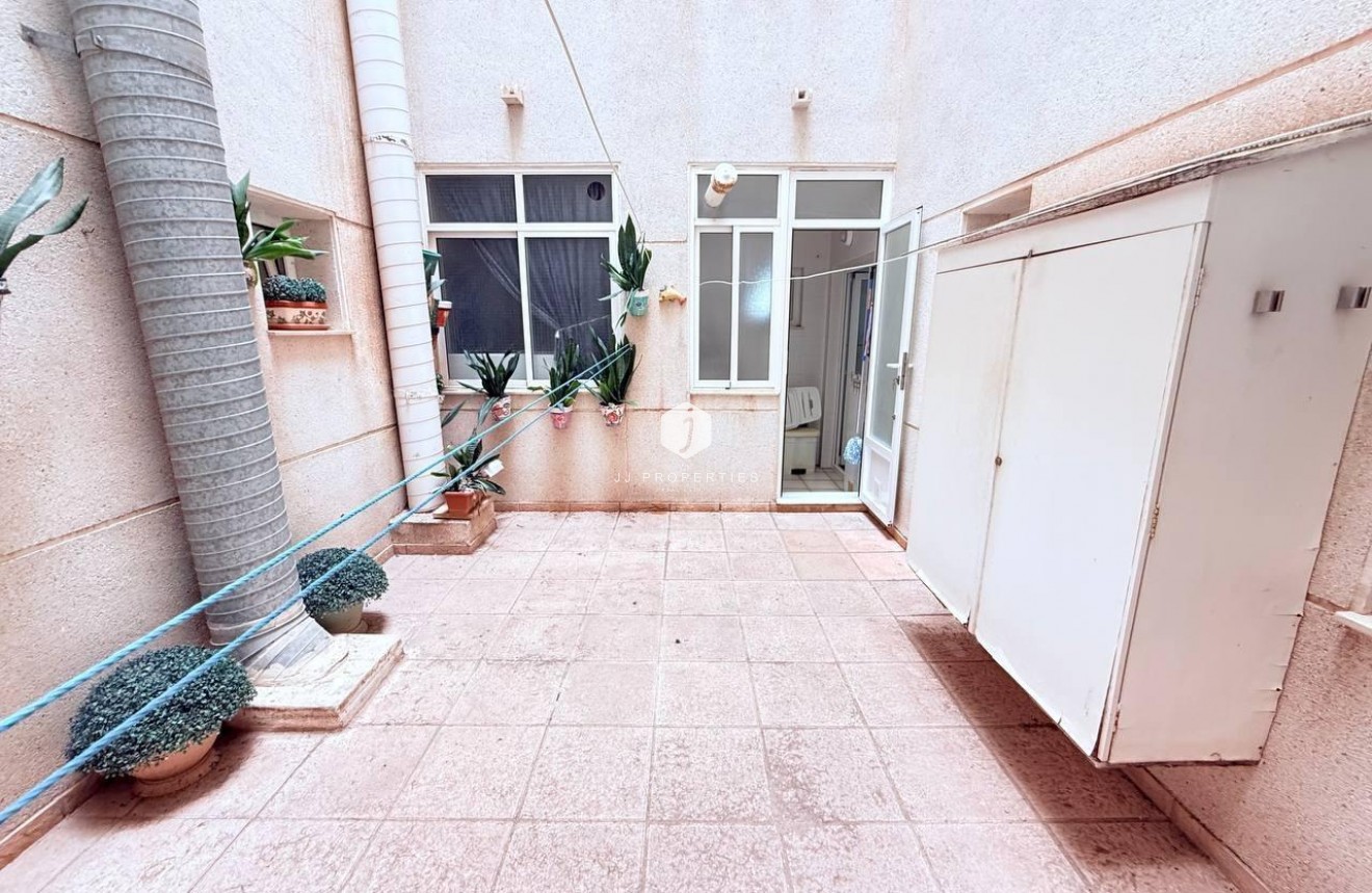 D'occasion - Appartement -
Torrevieja - La Mata