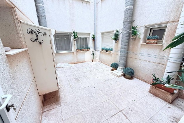 D'occasion - Appartement -
Torrevieja - La Mata