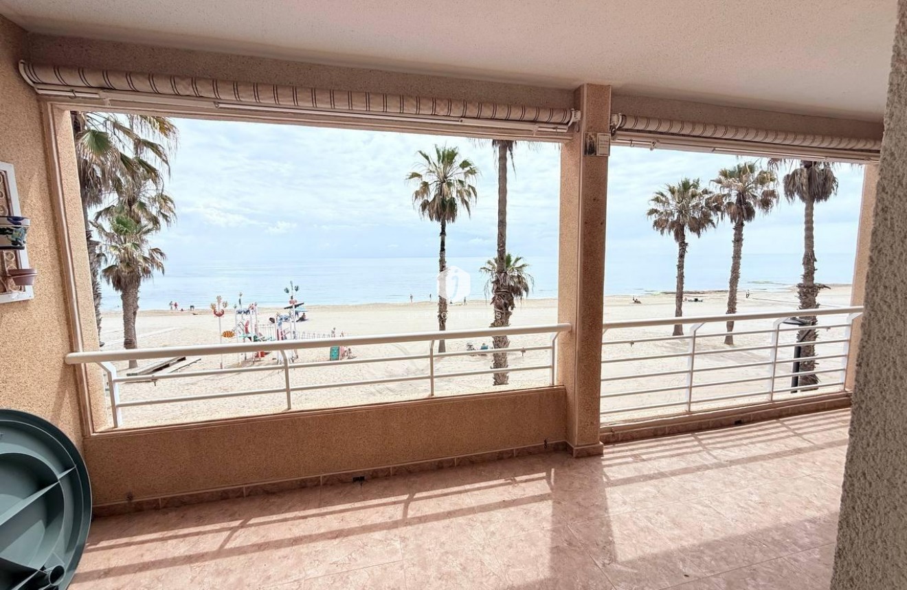 D'occasion - Appartement -
Torrevieja - La Mata