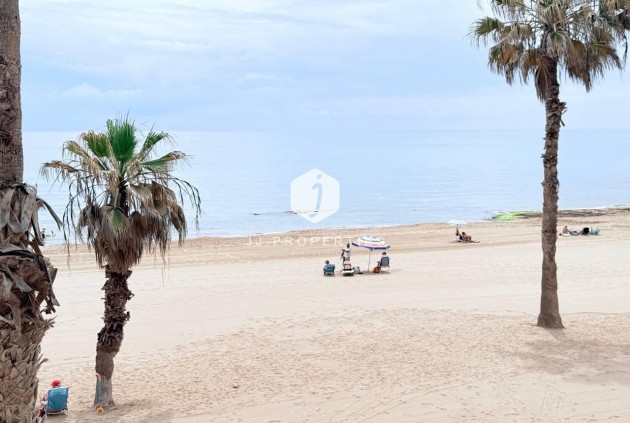 D'occasion - Appartement -
Torrevieja - La Mata