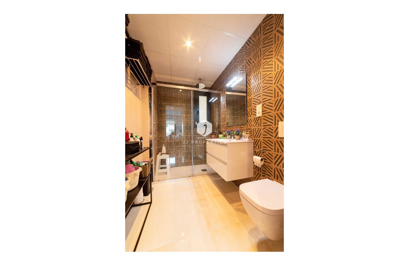 Segunda mano - Apartamento / piso -
Playa Flamenca - Costa Blanca