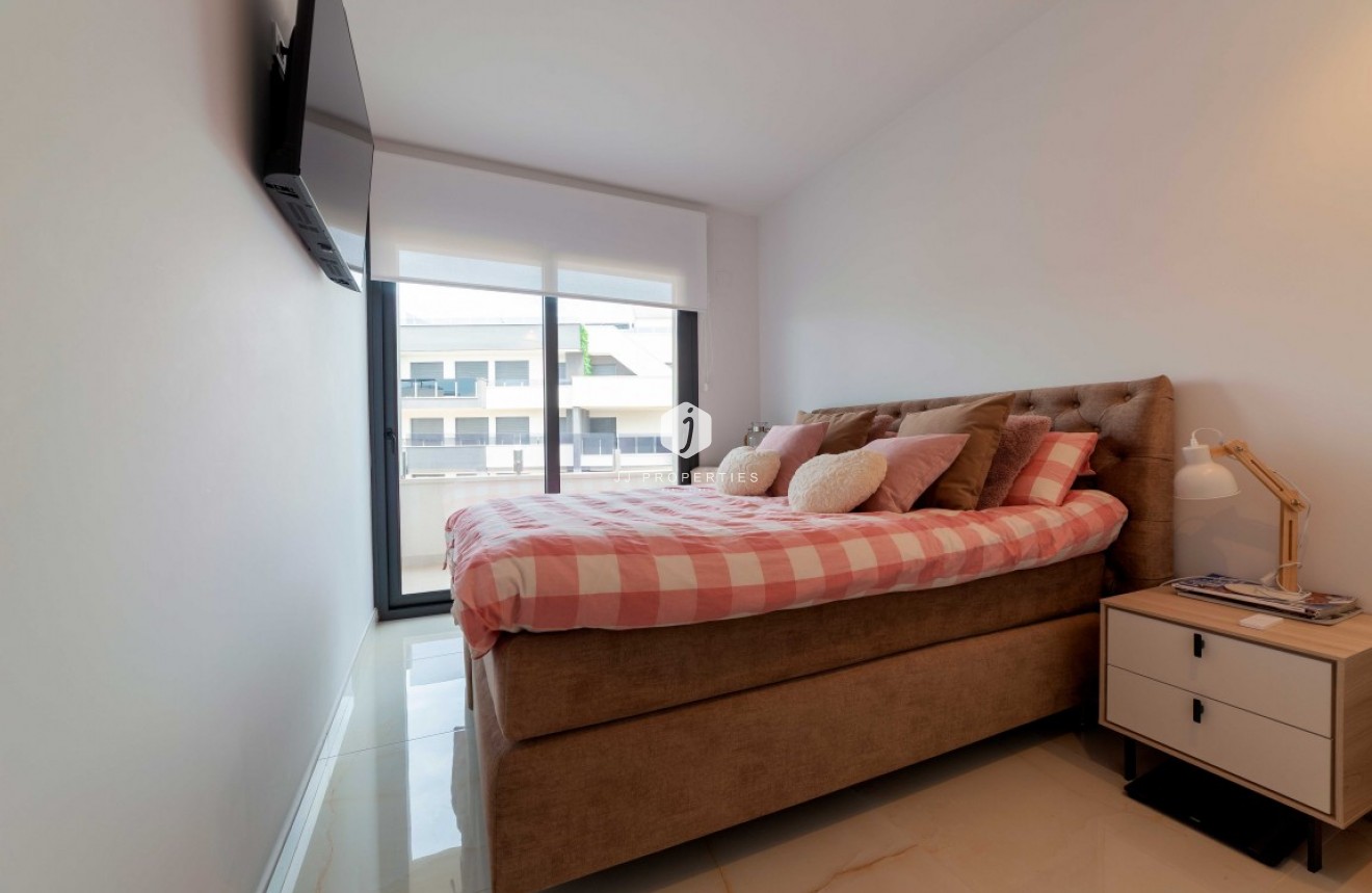 Segunda mano - Apartamento / piso -
Playa Flamenca - Costa Blanca