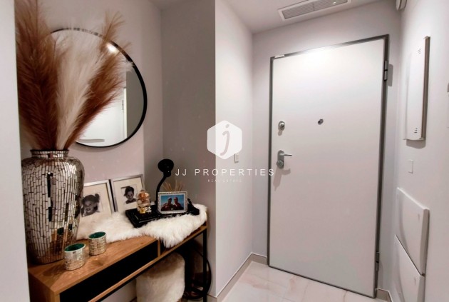 Segunda mano - Apartamento / piso -
Playa Flamenca - Costa Blanca