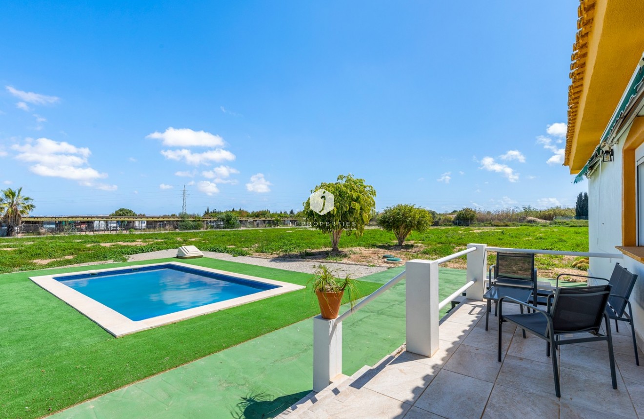 Segunda mano - Villa -
Los Montesinos - Costa Blanca