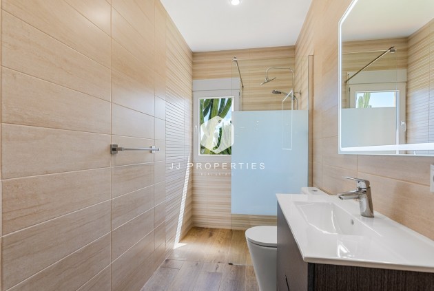 Segunda mano - Villa -
Los Montesinos - Costa Blanca