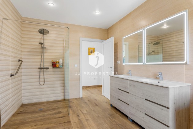 Segunda mano - Villa -
Los Montesinos - Costa Blanca