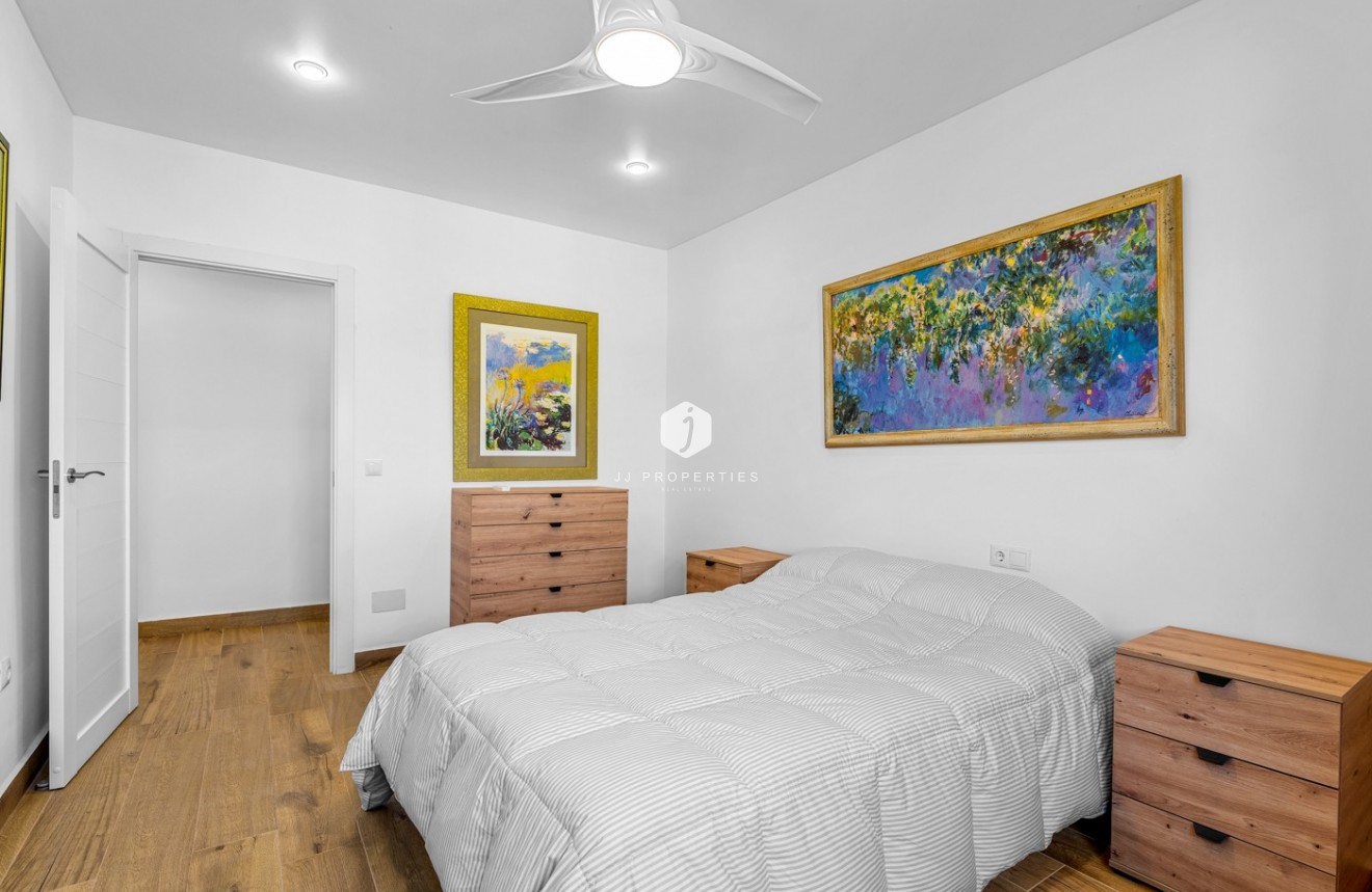 Segunda mano - Villa -
Los Montesinos - Costa Blanca