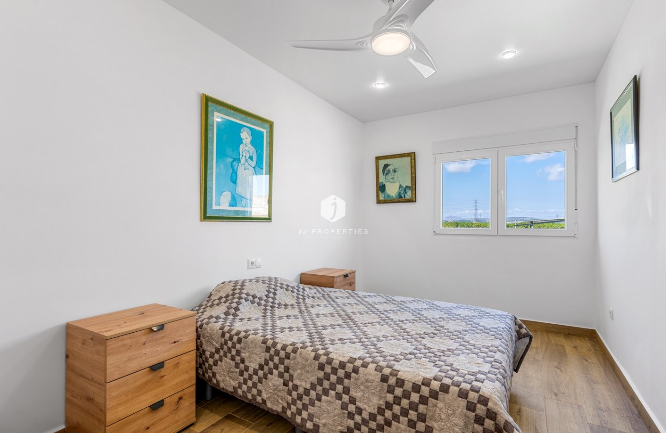 Segunda mano - Villa -
Los Montesinos - Costa Blanca