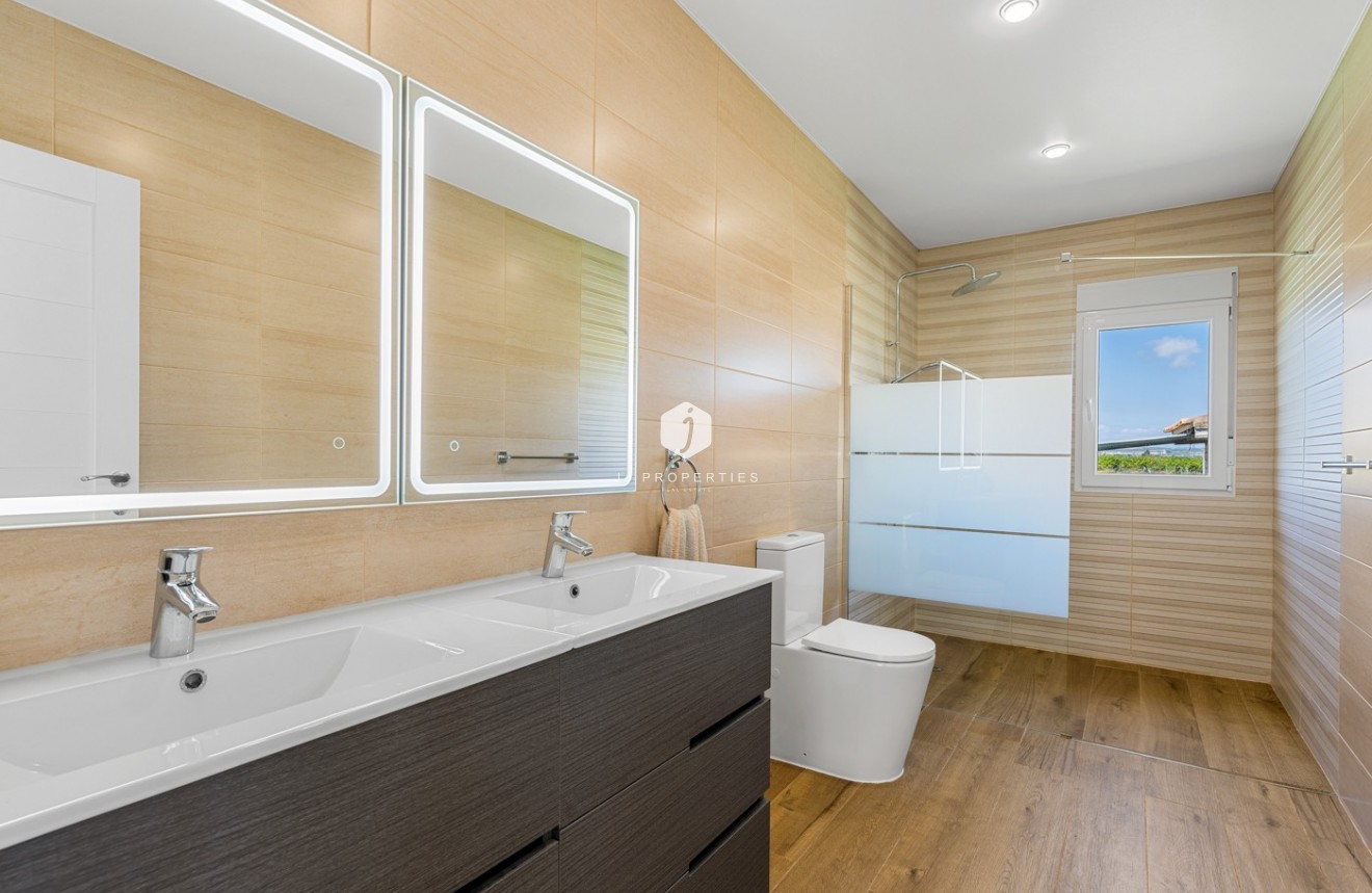 Segunda mano - Villa -
Los Montesinos - Costa Blanca