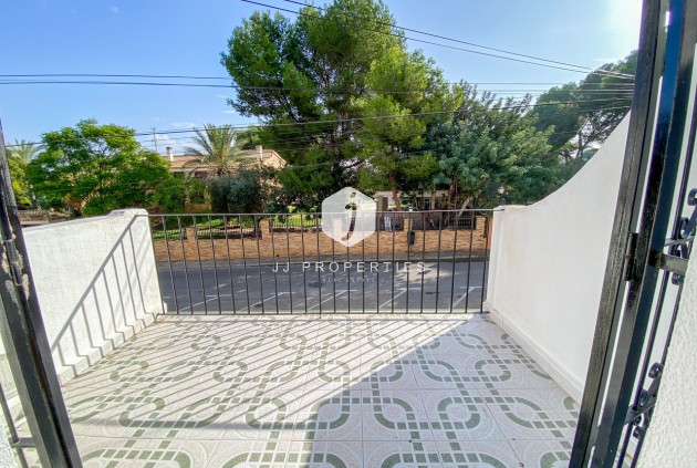 D'occasion - Chalet -
Los Balcones - Costa Blanca