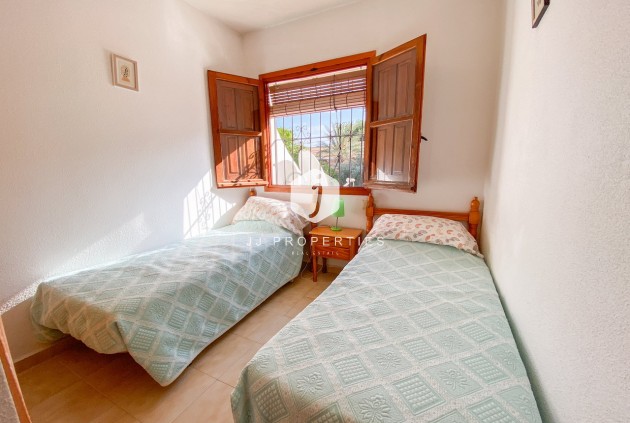 D'occasion - Chalet -
Los Balcones - Costa Blanca