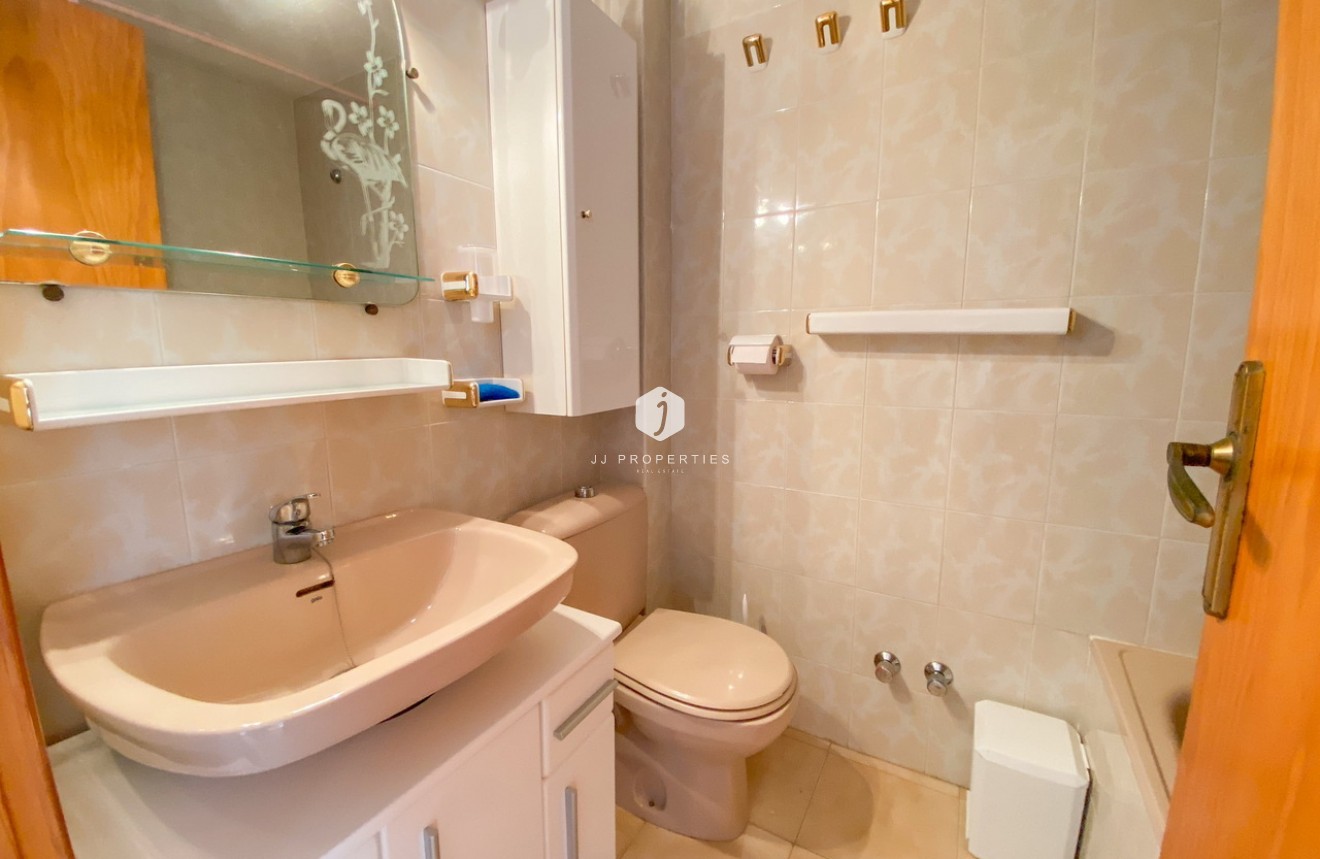 D'occasion - Chalet -
Los Balcones - Costa Blanca