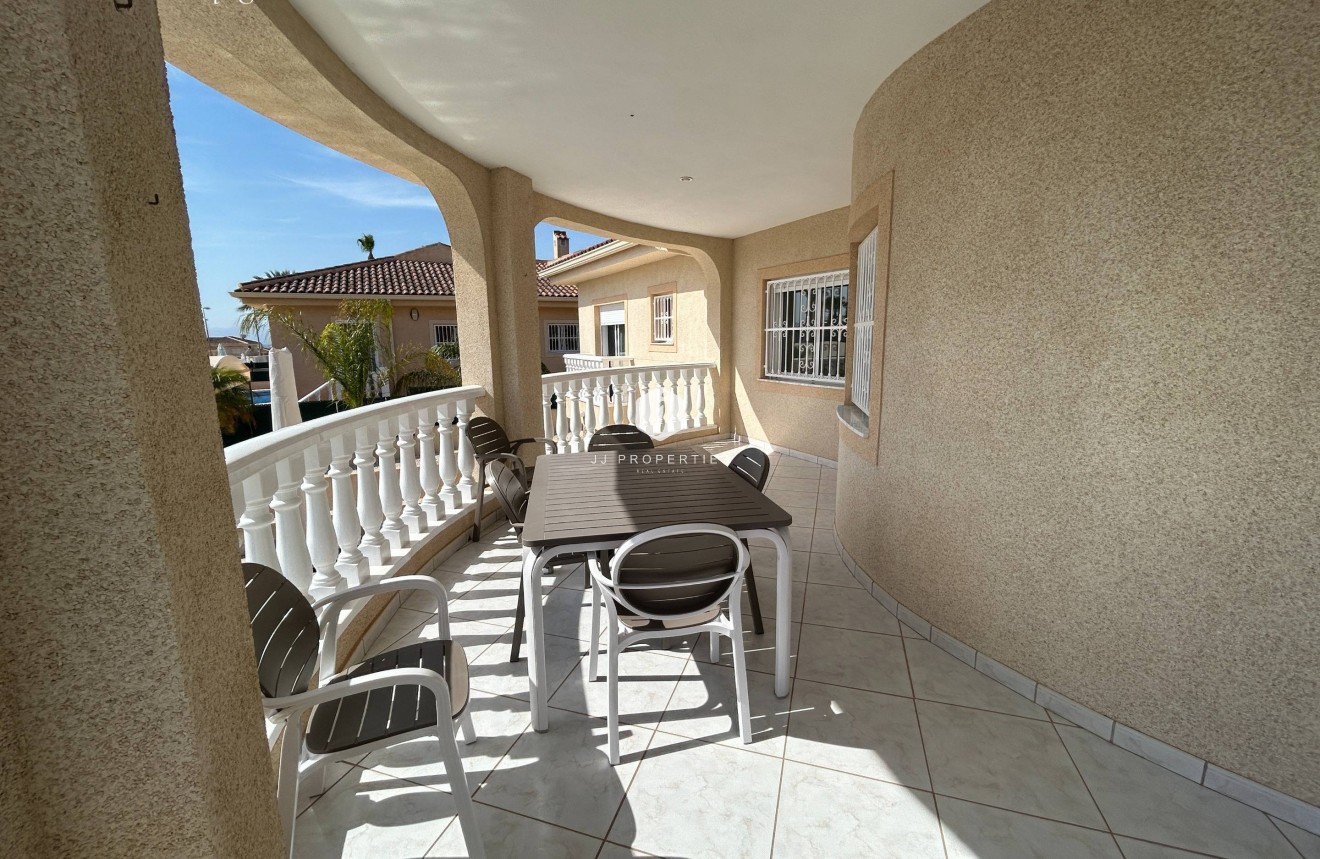 Segunda mano - Villa -
Ciudad Quesada - Benimar