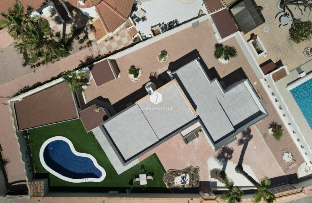 Z drugiej ręki - Villa -
Ciudad Quesada - Costa Blanca