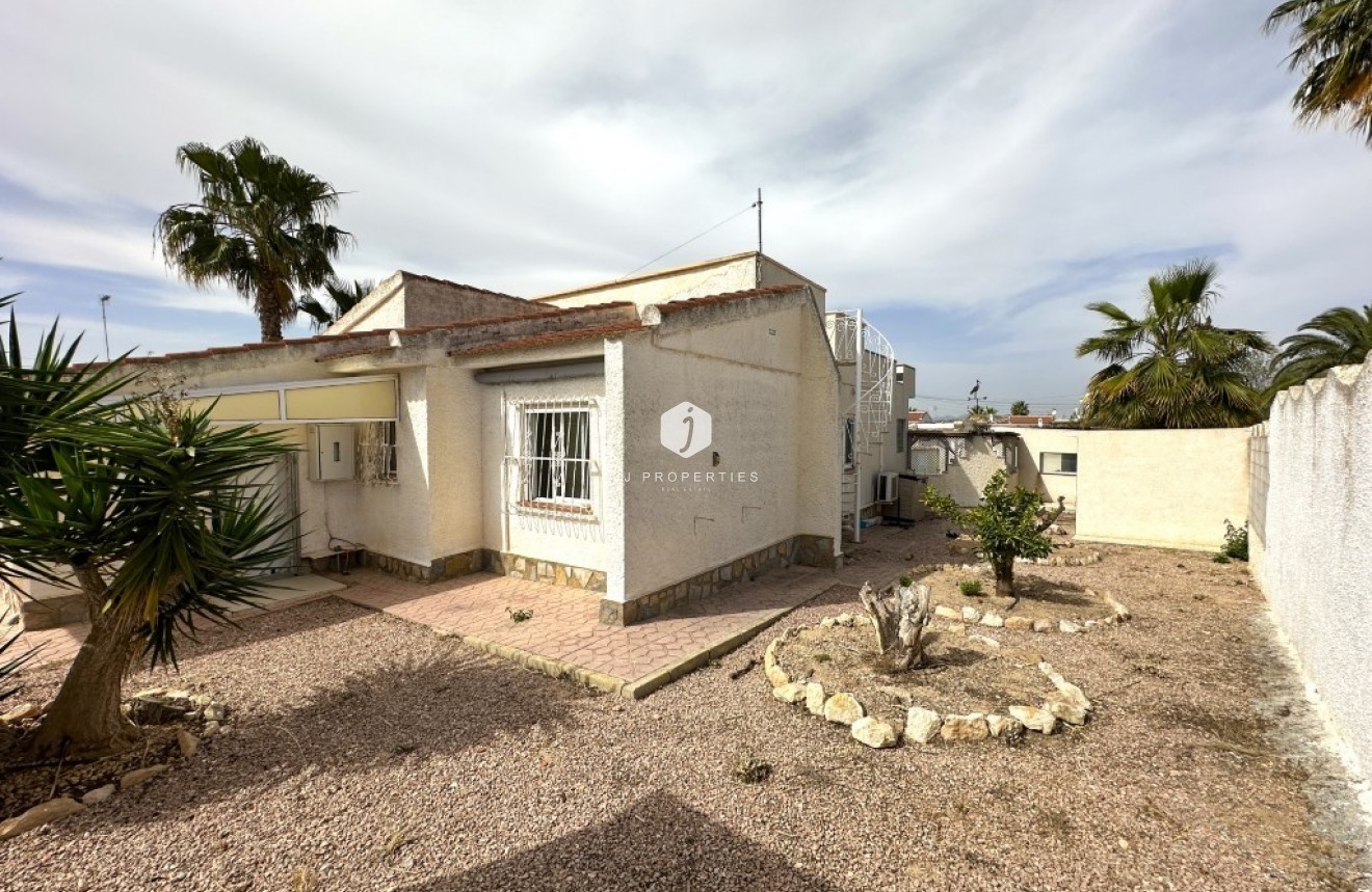 Z drugiej ręki - Villa -
Ciudad Quesada - Costa Blanca