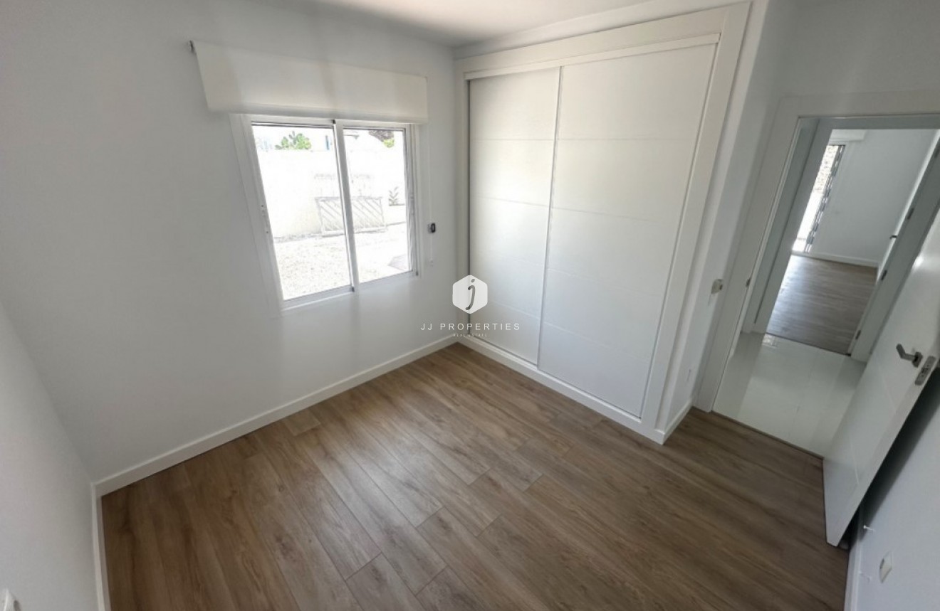 Z drugiej ręki - Villa -
Ciudad Quesada - Costa Blanca