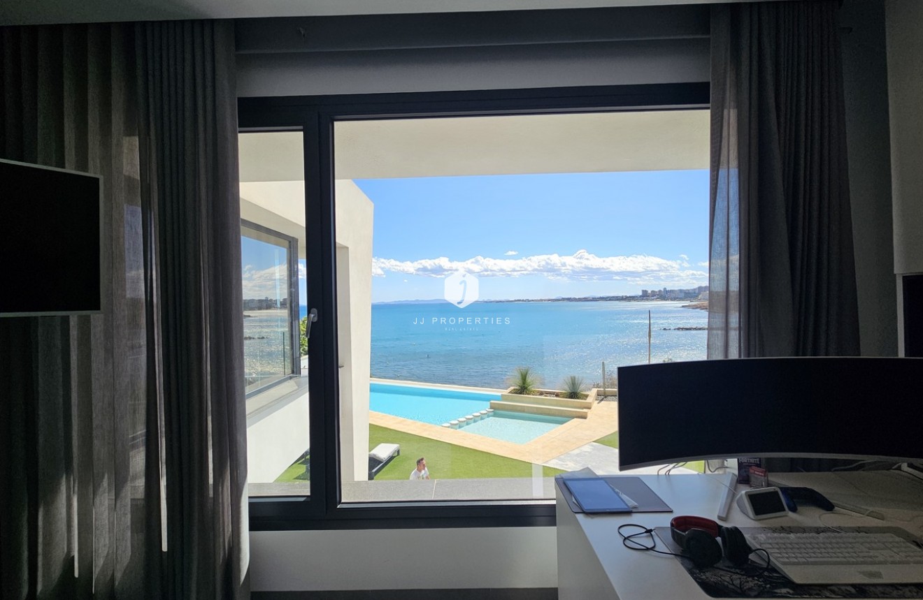 Segunda mano - Villa -
Cabo Roig - Costa Blanca