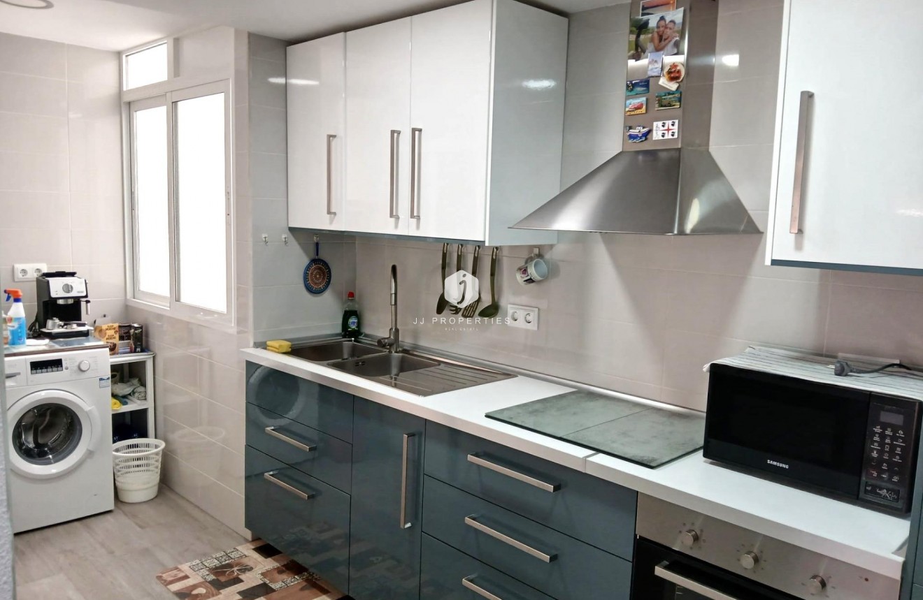 Segunda mano - Apartamento / piso -
Torrevieja - Playa del Cura