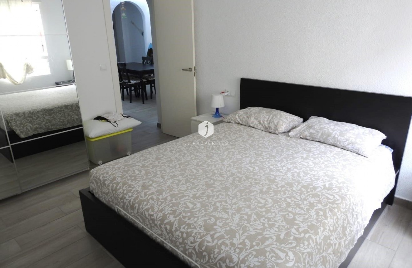 Segunda mano - Apartamento / piso -
Torrevieja - Playa del Cura