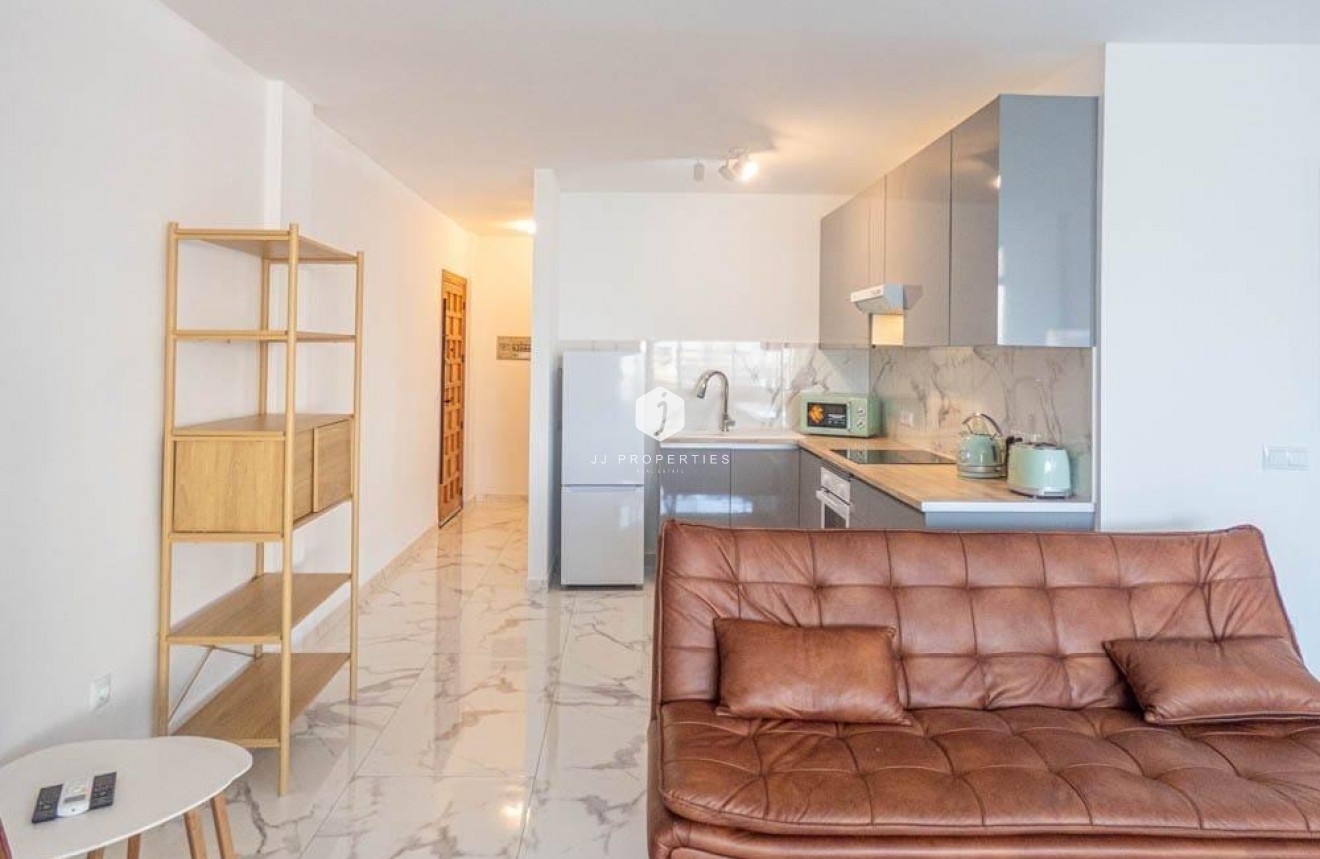 Segunda mano - Apartamento / piso -
Orihuela Costa - Villamartín