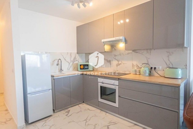 Segunda mano - Apartamento / piso -
Orihuela Costa - Villamartín