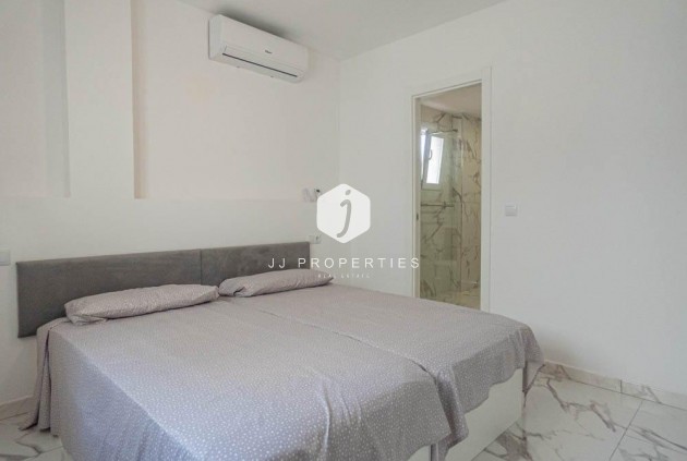 Segunda mano - Apartamento / piso -
Orihuela Costa - Villamartín