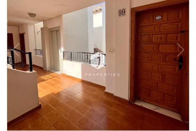 Segunda mano - Apartamento / piso -
Orihuela Costa - Villamartín